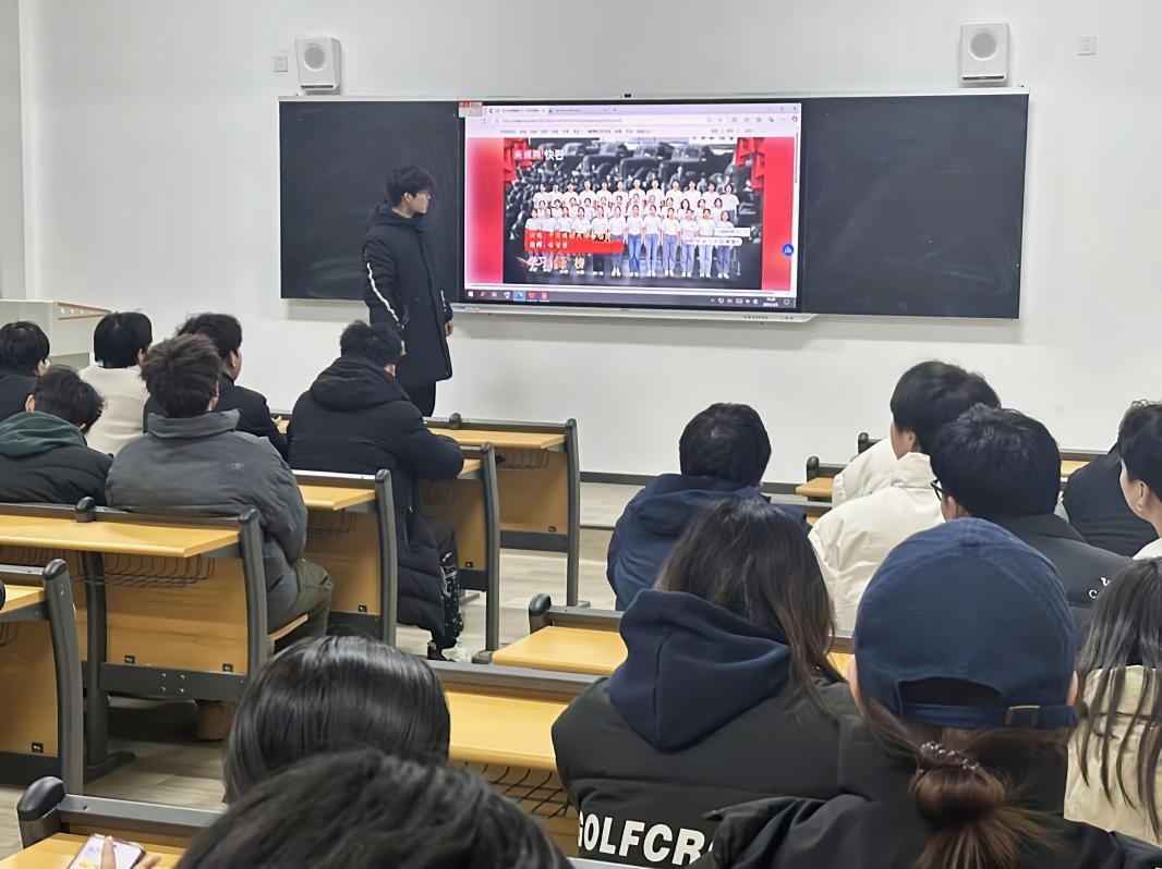 e1706217b8b95da2048d712cb82e20c